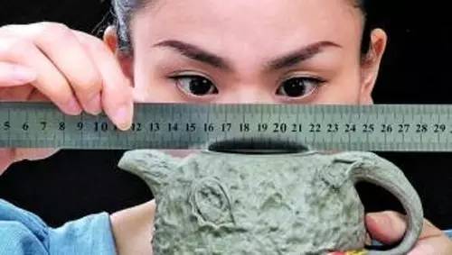 中国造不出圆珠笔头的钢珠,中国连圆珠笔尖都造不出来