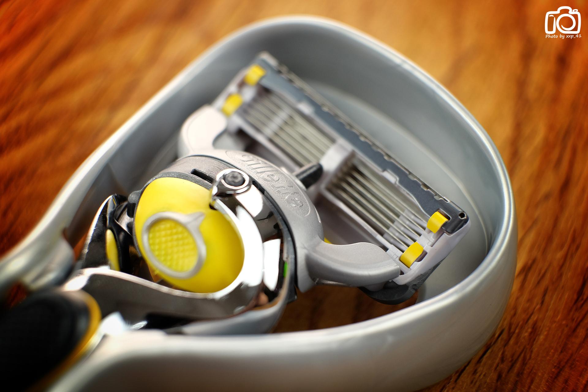 吉列锋隐剃须刀效果,男人需要一台自动剃须刀