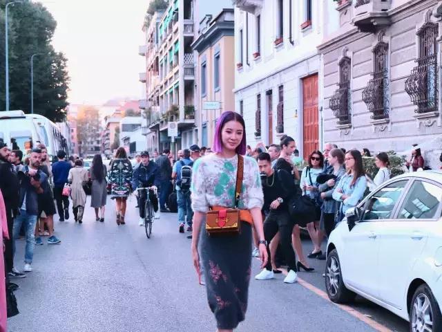 带货女王杨幂御姐,prada2024秋冬秀有刘雯吗