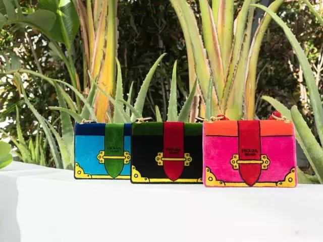 带货女王杨幂御姐,prada2024秋冬秀有刘雯吗