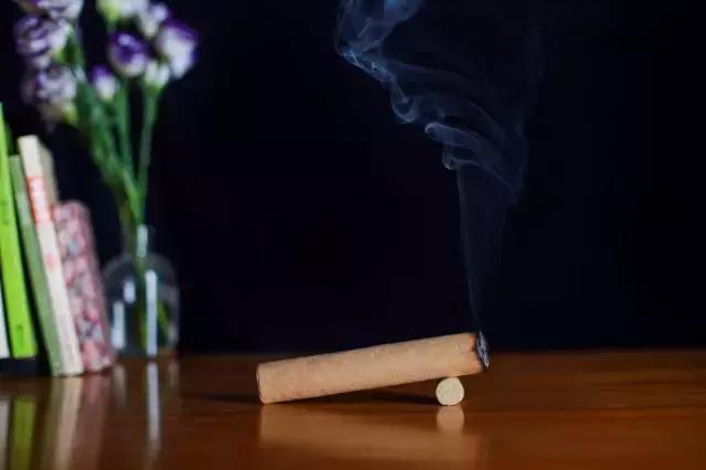 艾条好坏视频,艾条好不好用了才知道