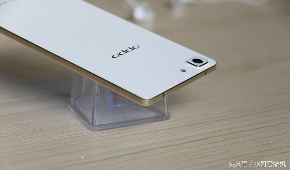 手机店到底是怎么赚钱的,手机店如何更好地挣钱