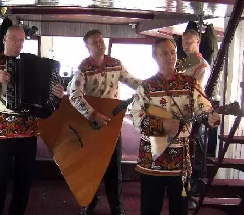 中国东北的俄罗斯族来源,东北战斗民族