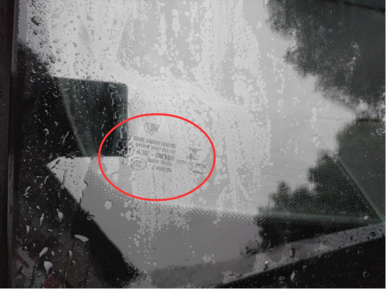 宁波保时捷翻车,宁波保时捷卡宴全损