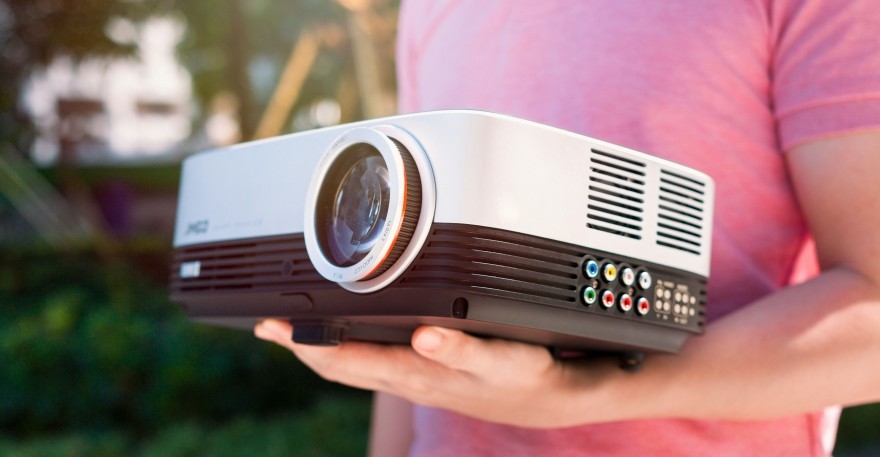 坚果a6投影仪怎么样,投影仪性价比之王千元机