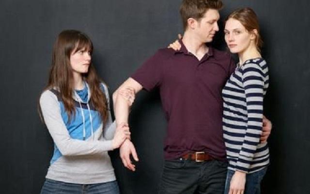 为什么说女人是水做的,为什么都说女人是水做的