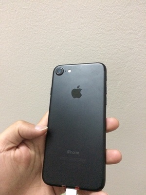 2899新买的iPhone7到了,直播开箱