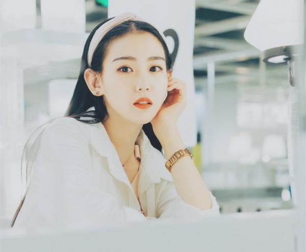 军训女生长得像章泽天,军训女生像章泽天