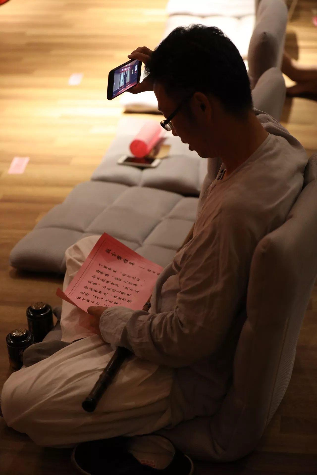 箫园秋分箫友雅集聚于杭州“雪庐”交流箫艺术