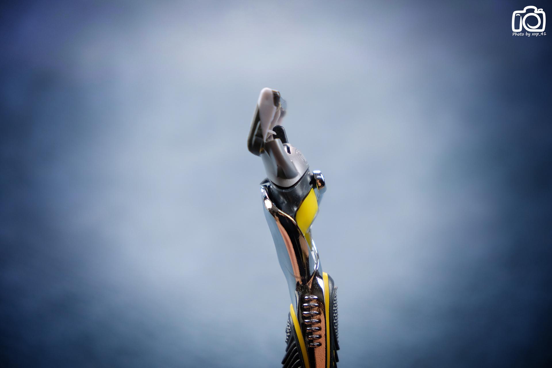 吉列锋隐剃须刀效果,男人需要一台自动剃须刀