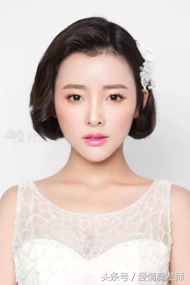 短发新娘可以自己弄的造型,短发新娘造型秀禾服