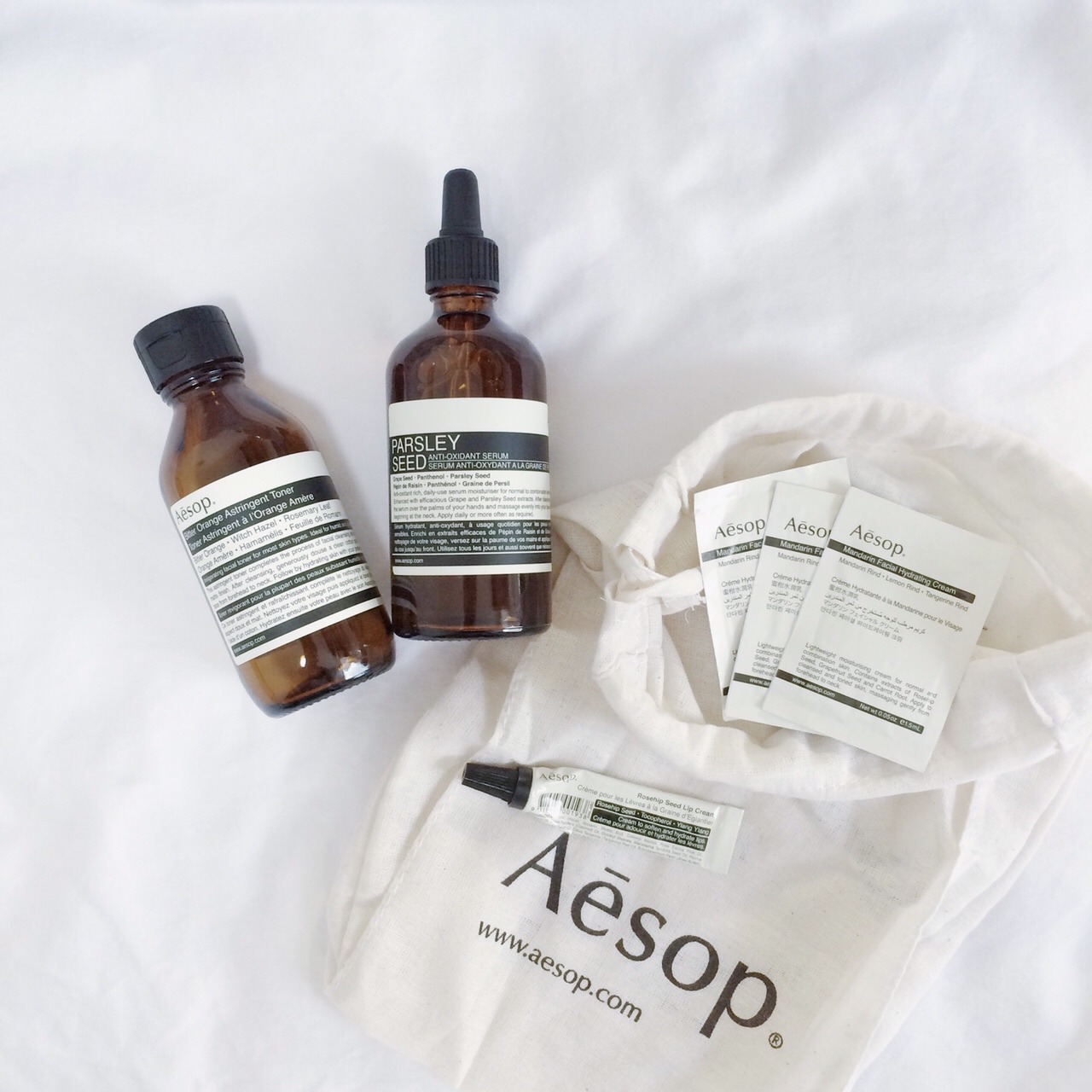 资生堂水乳兰蔻测评,资生堂大红瓶与娇韵诗精华液