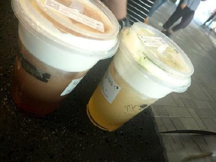 排队几个小时才能买到的糕点美食,排队几小时就为一杯奶茶