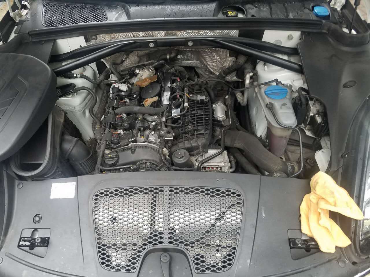 宁波保时捷翻车,宁波保时捷卡宴全损