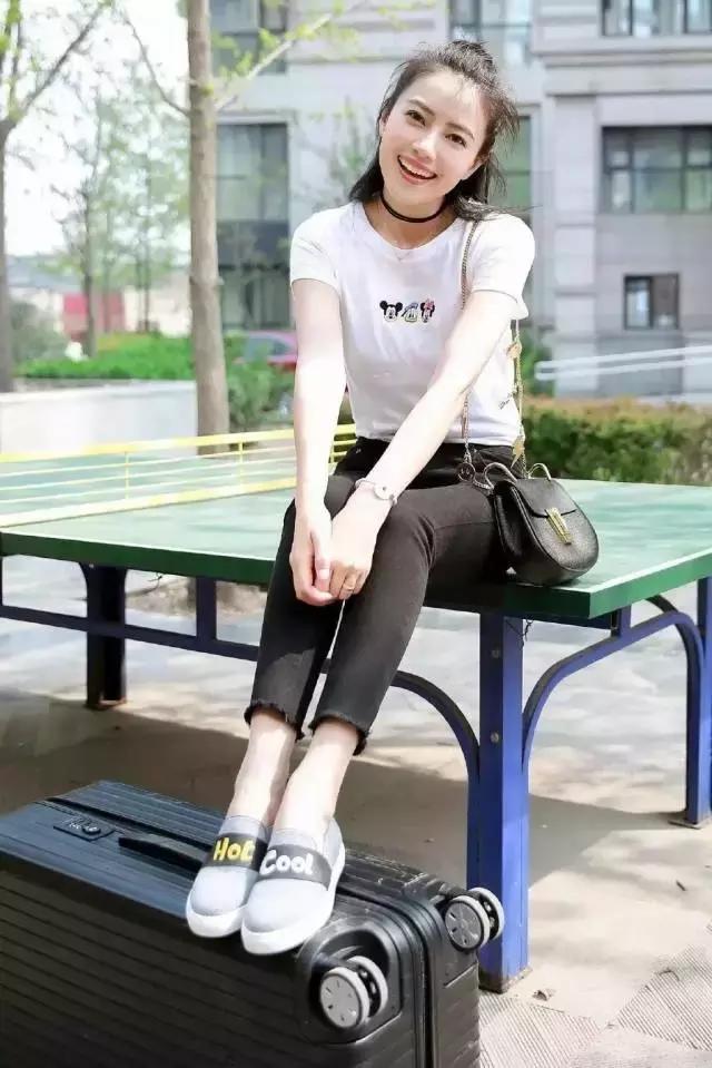 高圆圆背的小众包包,高圆圆同款刺绣包大号还是中号