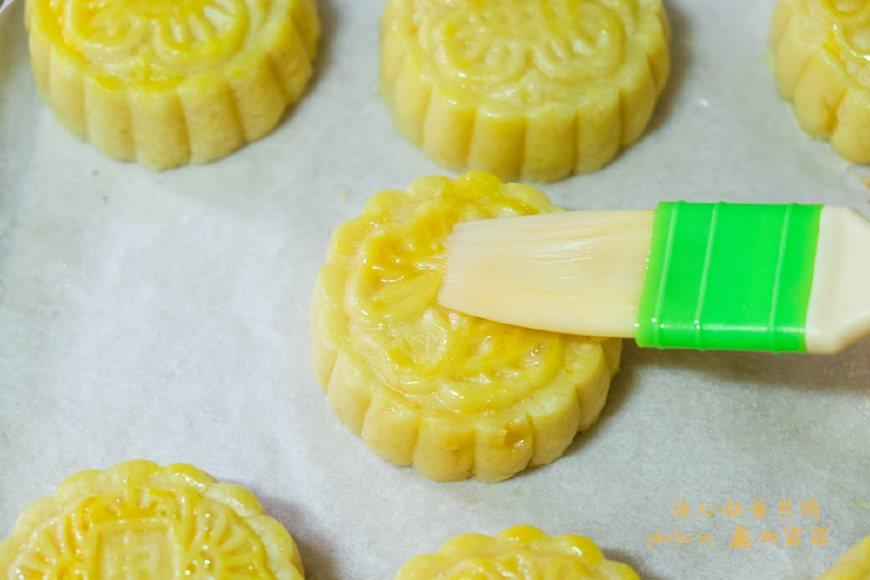 每年抢都抢不到的网红月饼,我做了一大盒,邻居闻到香味都来敲门