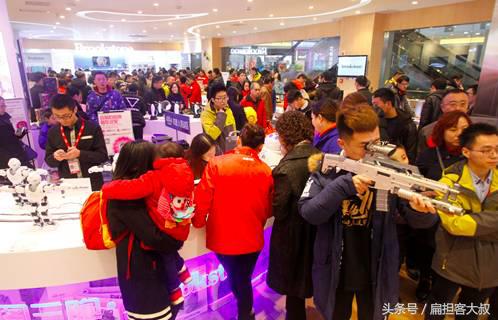 走进九机网,一个开在写字楼的手机店