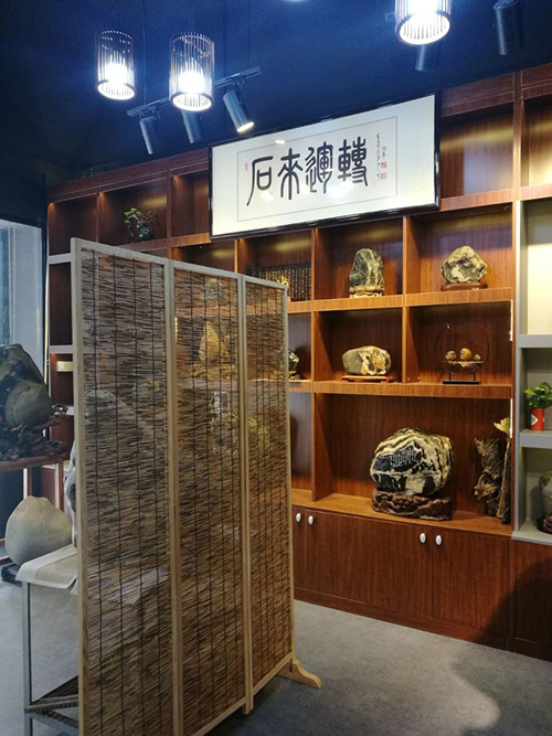 石头上的书法创作,石头上雕刻艺术品