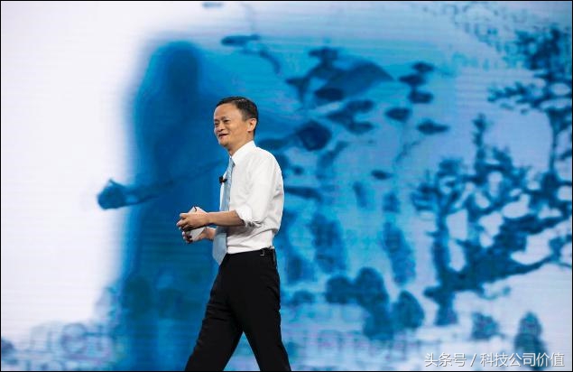 整个加拿大沸腾了!为见他特鲁多“冷落”英国王子和美国第一夫人