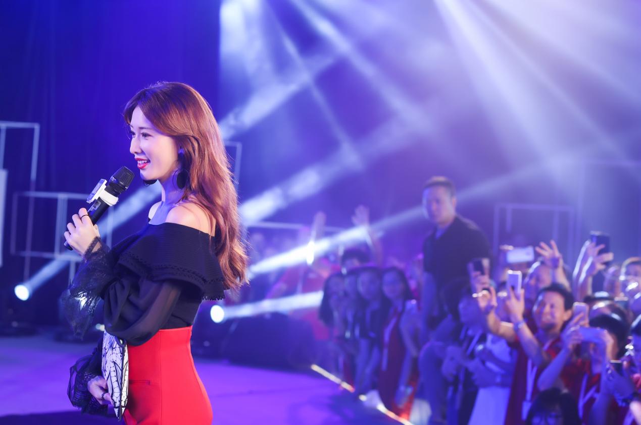 宝娜斯新臻博丽专卖店,宝娜斯代言林志玲