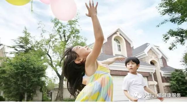 孩子眨眼睛频繁抽嘴巴怎么治疗,孩子经常眨眼睛抽鼻子是怎么回事