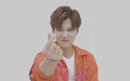 鹿晗易烊千玺聊天视频,鹿晗尬聊