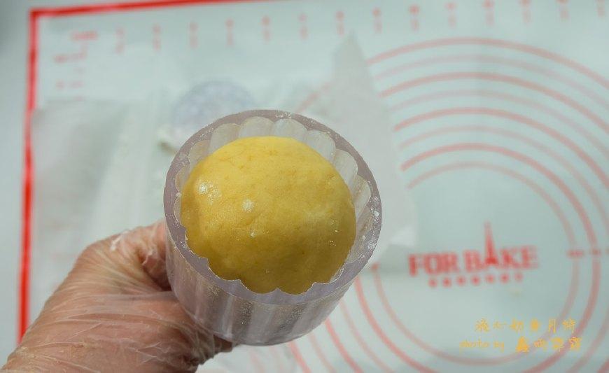 每年抢都抢不到的网红月饼,我做了一大盒,邻居闻到香味都来敲门