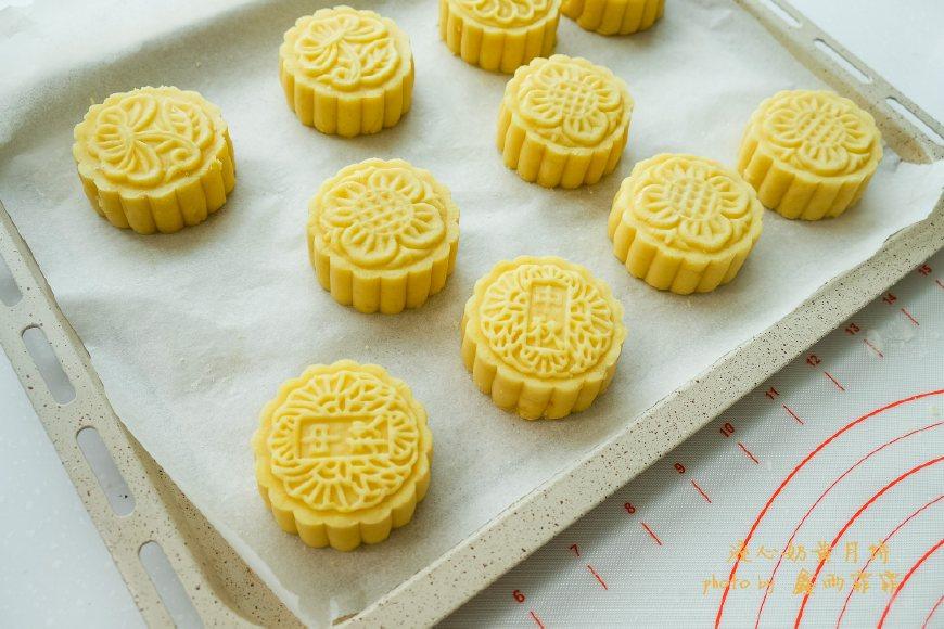 每年抢都抢不到的网红月饼,我做了一大盒,邻居闻到香味都来敲门