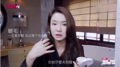 为什么不当演员了来当美妆博主,明明可以当歌手却非要当演员