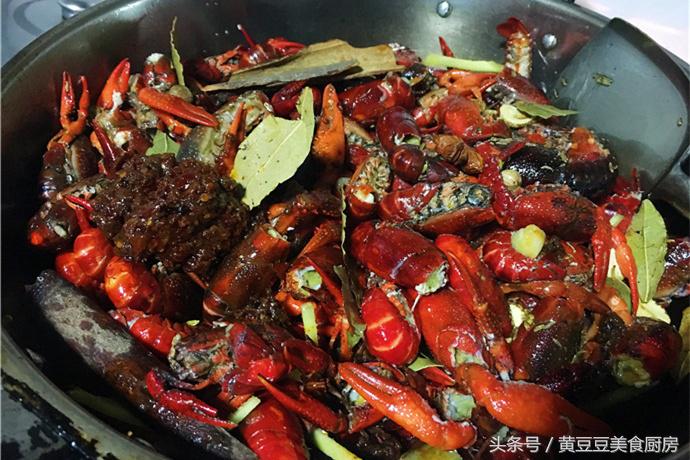 在家做油焖小龙虾真实图片,来一盆油焖小龙虾