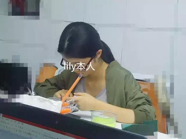 没眼看，当小厨娘穿上汉服，却变成现代版仙度瑞拉