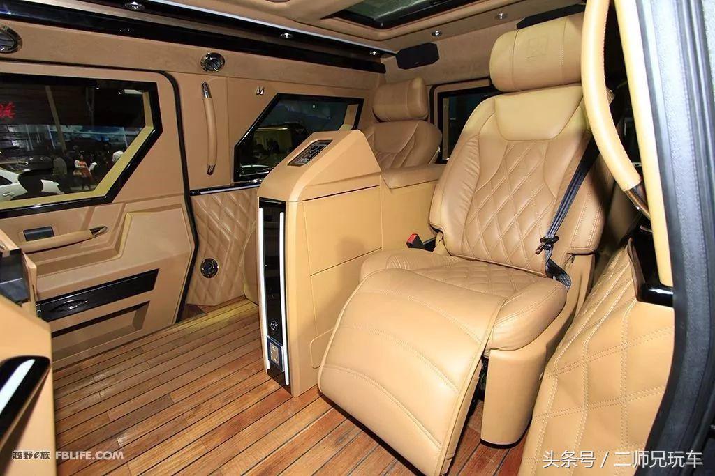 三十万到一千万都有，这十款车才是男人的终极*药春**，一脚油爽到爆