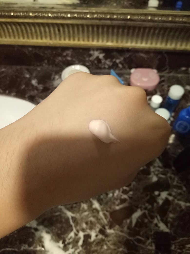 女明星的化妆包揭秘,芭莎揭秘明星化妆包