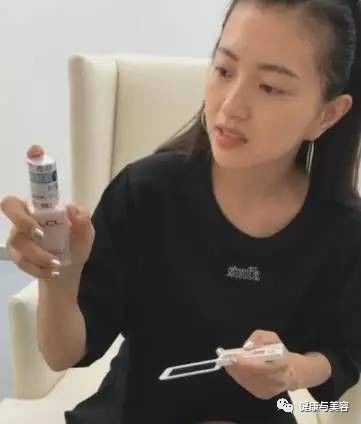 为什么不当演员了来当美妆博主,明明可以当歌手却非要当演员