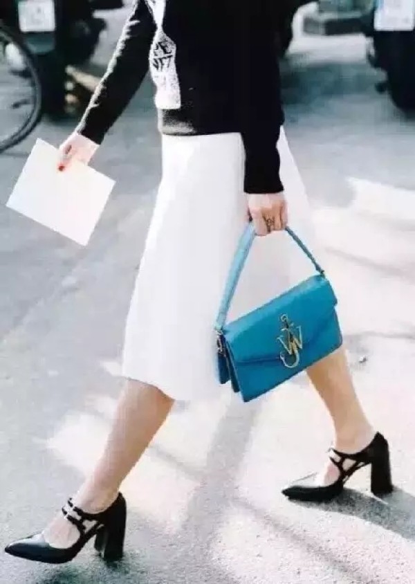 包包种草｜最近哪些包是当红炸子鸡