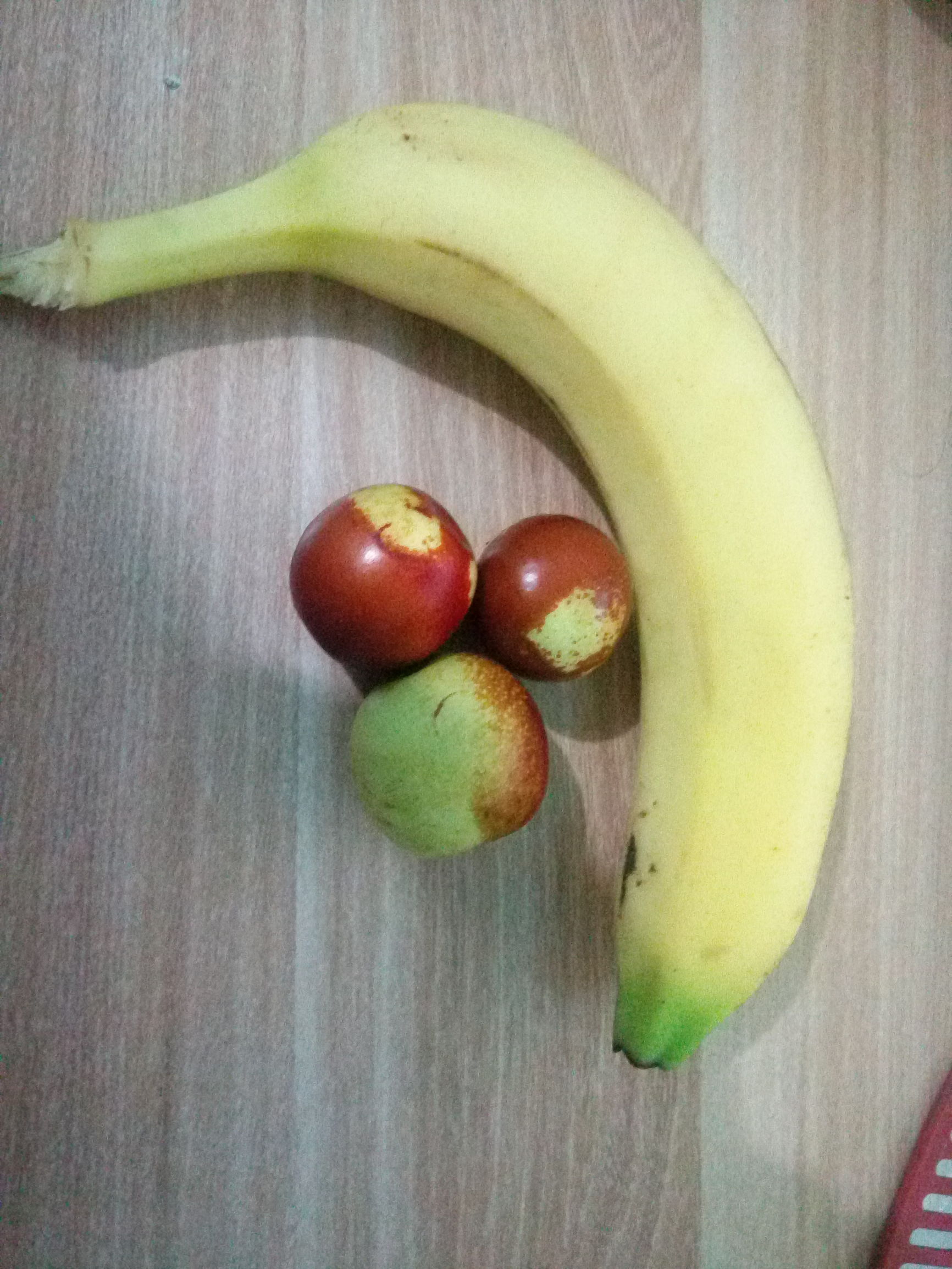 香蕉能不能和青枣一块吃,香蕉与枣能同时吃吗