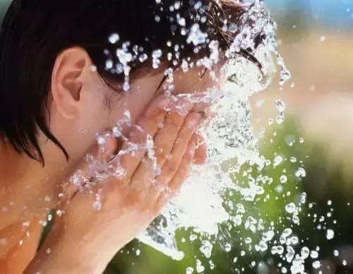 孕期长斑好难看!5大妙招轻松消除妊娠斑帮助你