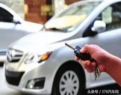 车钥匙能解锁但是感应不到钥匙,汽车感应钥匙不灵了怎么回事