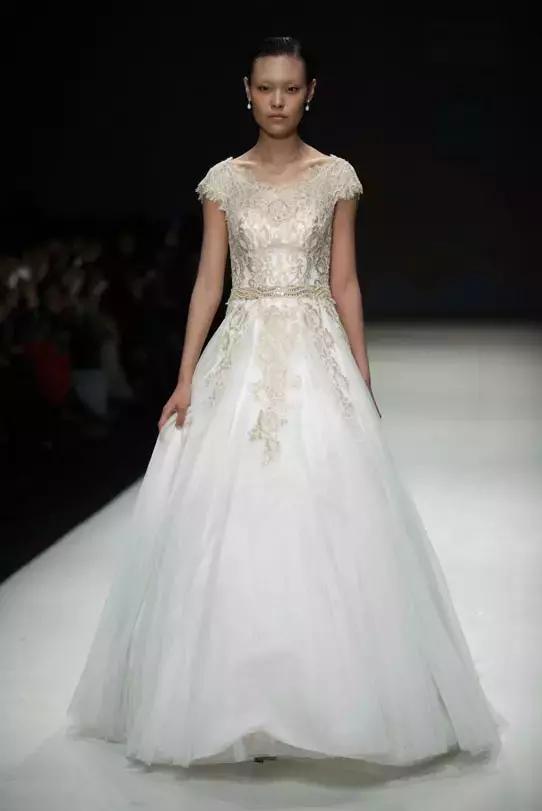 最美的50款婚纱,换上婚纱最美新娘