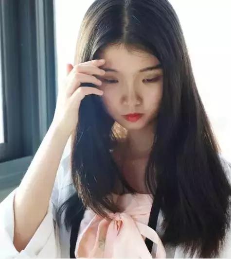 没眼看，当小厨娘穿上汉服，却变成现代版仙度瑞拉