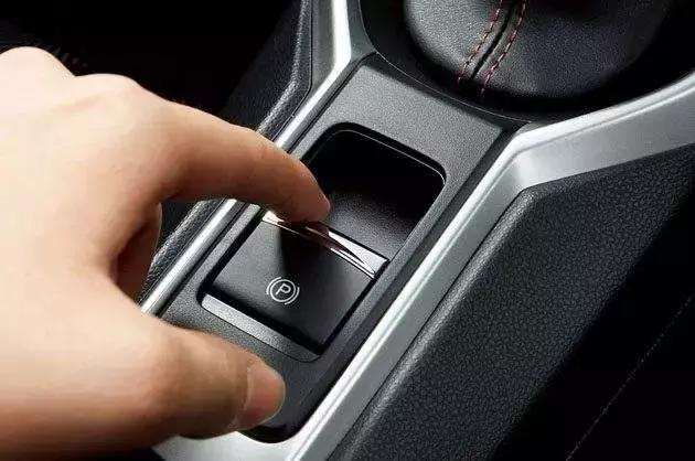 刹车失灵怎么办莫慌,刹车突然失灵怎么办记住这4招