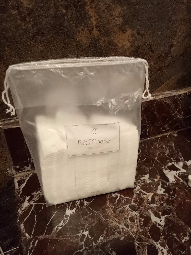 女明星的化妆包揭秘,芭莎揭秘明星化妆包