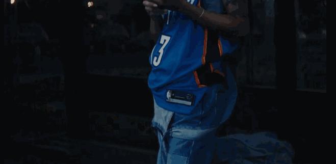 一件黑科技球衣就让你成为篮球发烧友心目中的标准女友？