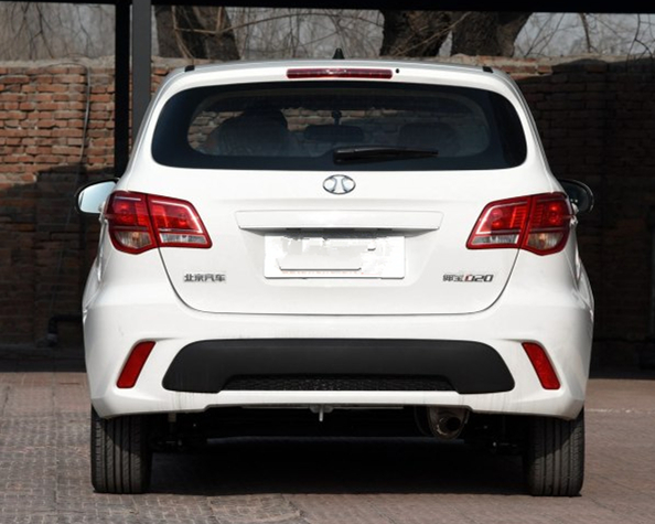 时尚动感的轿车才卖8.99万起,七座大空间1.8t13万首选什么车