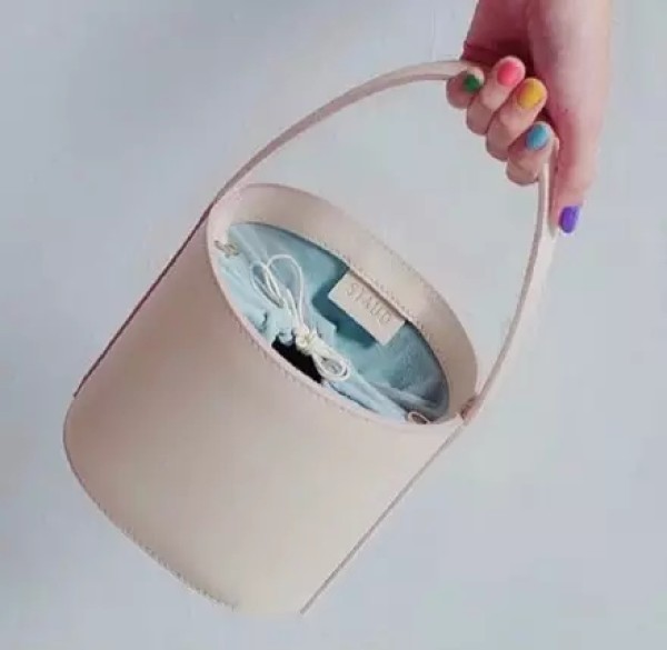 包包种草｜最近哪些包是当红炸子鸡