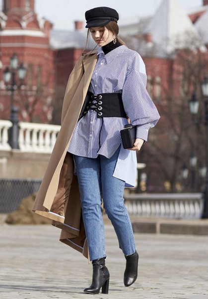 条纹衬衫怎么穿才能时髦每日穿搭 (条纹衬衫怎么穿才好看又时尚)