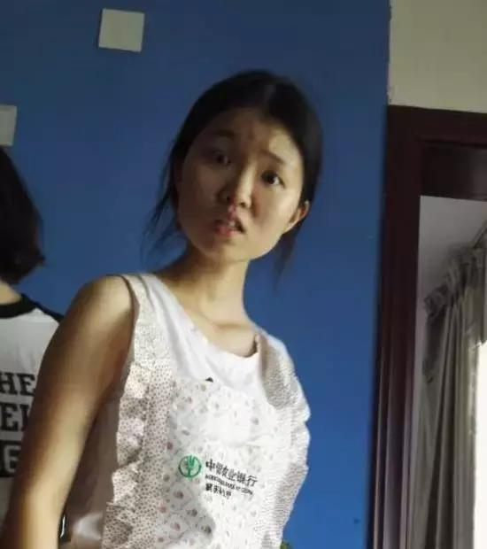 没眼看，当小厨娘穿上汉服，却变成现代版仙度瑞拉