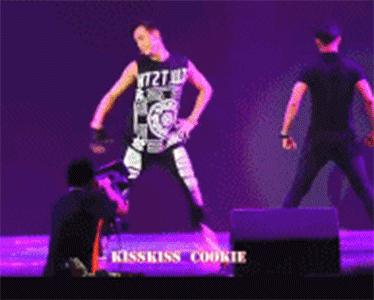 美女开怀大笑的图片大全,100张哈哈大笑图片