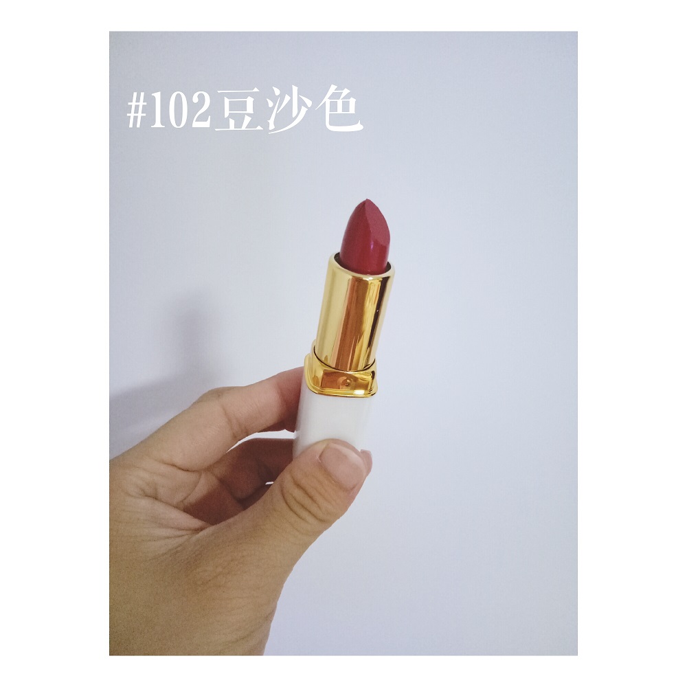 女明星的化妆包揭秘,芭莎揭秘明星化妆包