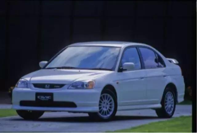 10代思域对比11代思域,10代思域车钥匙功能详解